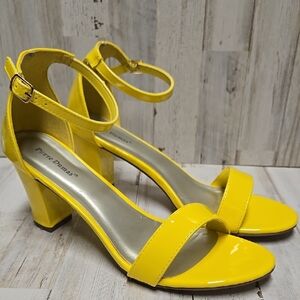 Pierre Dumas Women's Yellow Sandals